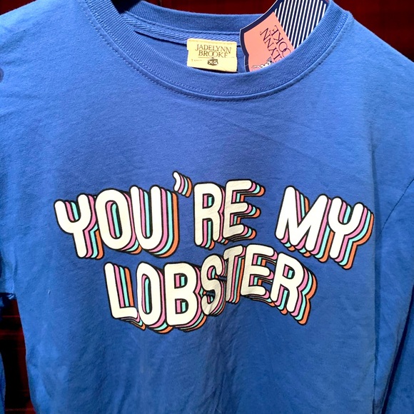 NWT Friends T-Shirt Set of 2 - Picture 1 of 4